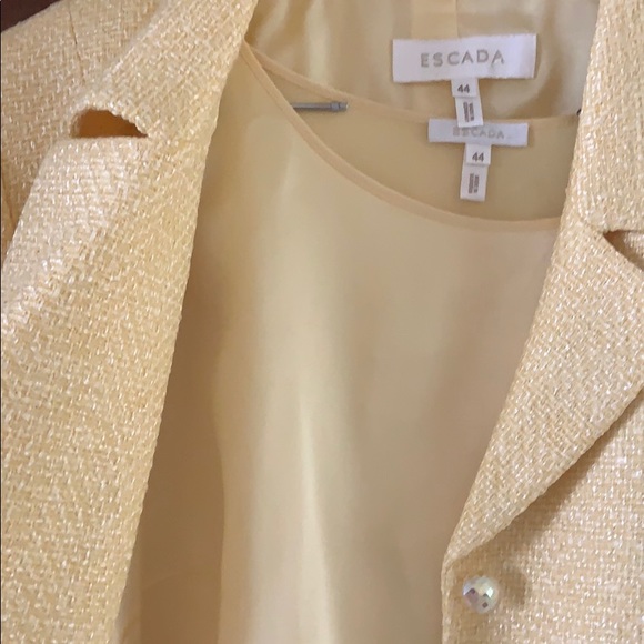 ESCADA 3 piece tweed jacket skirt & silk top 🥂 - Picture 5 of 16